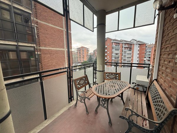 appartamento in vendita a Torino in zona Santa Rita