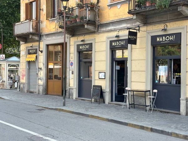 negozio in vendita a Torino in zona Vanchiglia