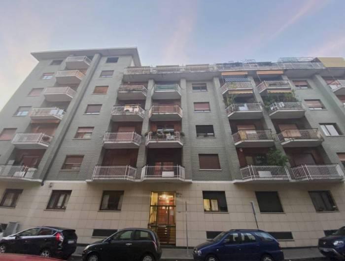 appartamento in vendita a Torino in zona Santa Rita