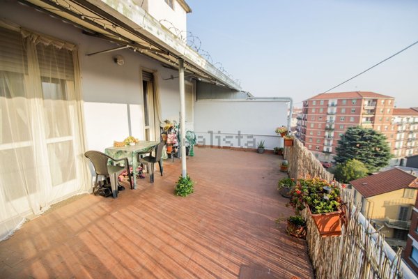 appartamento in vendita a Torino in zona Lucento