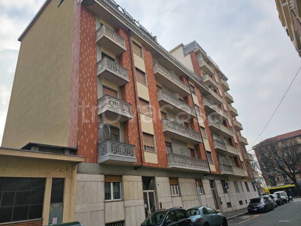 appartamento in vendita a Torino in zona Lucento