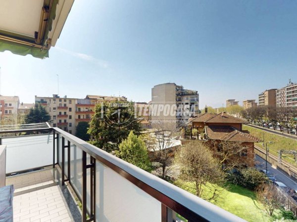 appartamento in vendita a Torino in zona Santa Rita