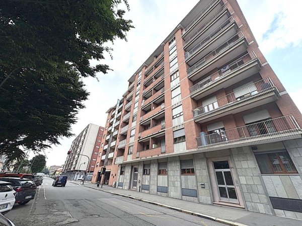 appartamento in vendita a Torino in zona Lucento
