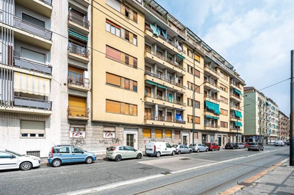 appartamento in vendita a Torino in zona Lingotto