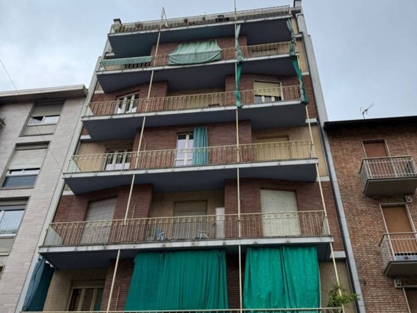 appartamento in vendita a Torino in zona Borgata Vittoria