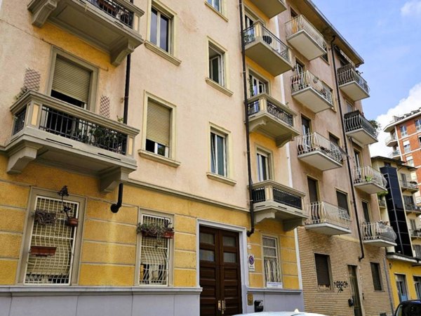 appartamento in vendita a Torino in zona Campidoglio