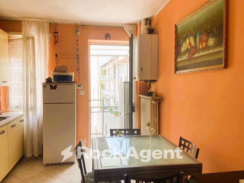appartamento in vendita a Torino in zona Bertolla