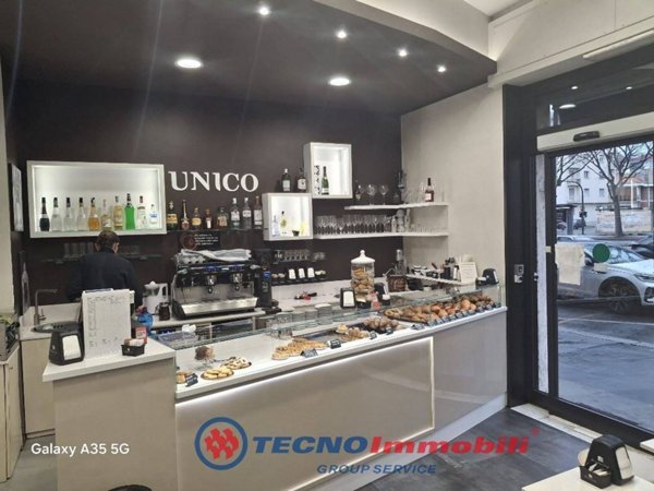 negozio in vendita a Torino in zona Lucento
