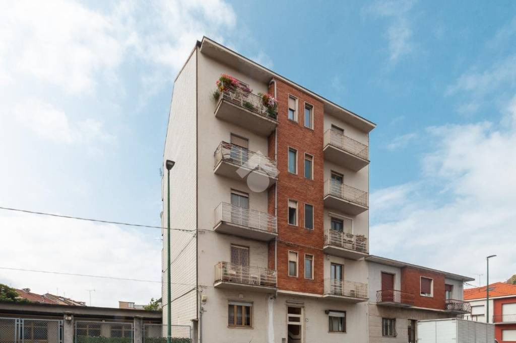 appartamento in vendita a Torino in zona Pozzo Strada