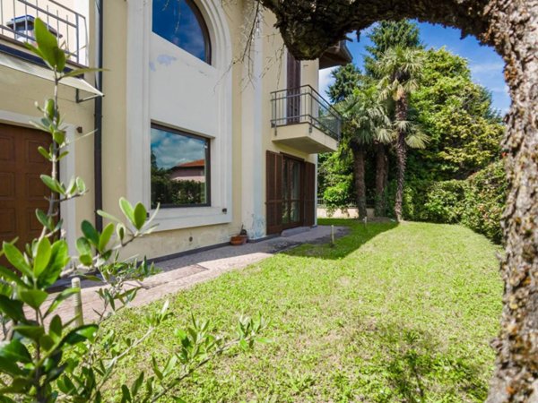 casa indipendente in vendita a Torino in zona Madonna del Pilone
