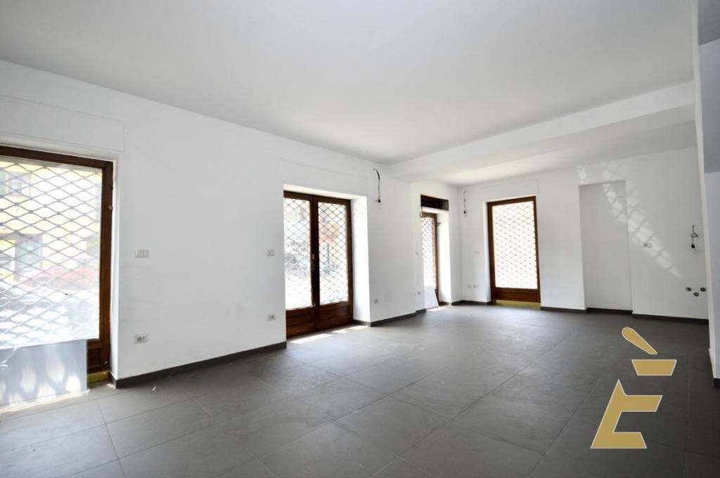 casa indipendente in vendita a Torino in zona Rosa