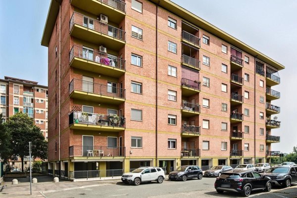 appartamento in vendita a Torino in zona Mirafiori Sud