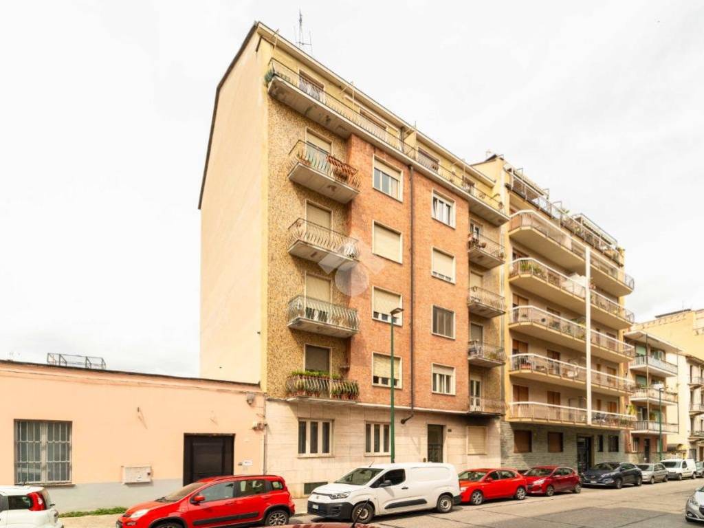 appartamento in vendita a Torino in zona Pozzo Strada