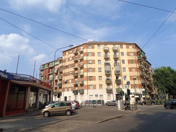 appartamento in vendita a Torino in zona Borgata Vittoria