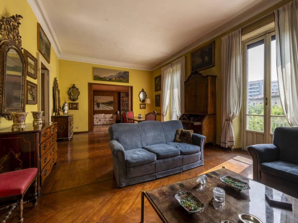 appartamento in vendita a Torino in zona Crocetta