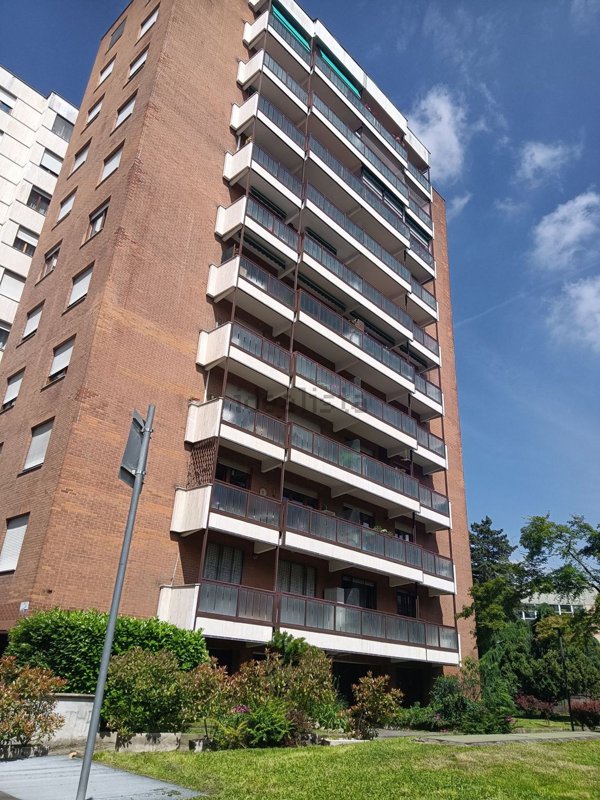 appartamento in vendita a Torino in zona Mirafiori Nord