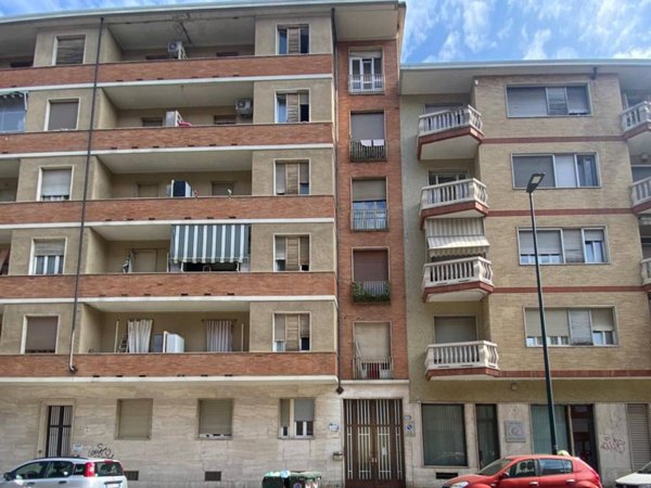 appartamento in vendita a Torino in zona Mirafiori Sud