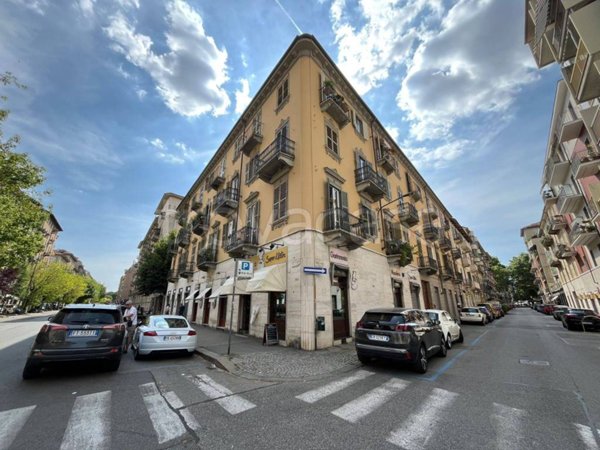 appartamento in vendita a Torino in zona Crocetta