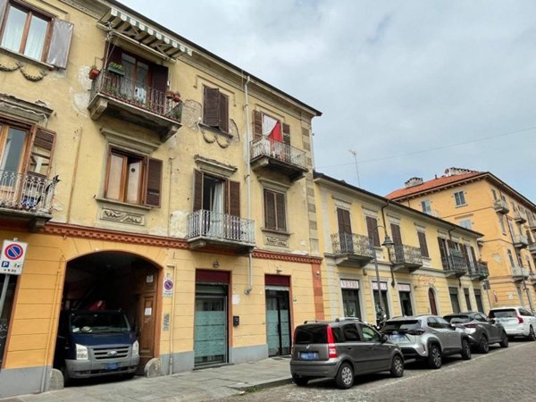 locale commerciale in vendita a Torino