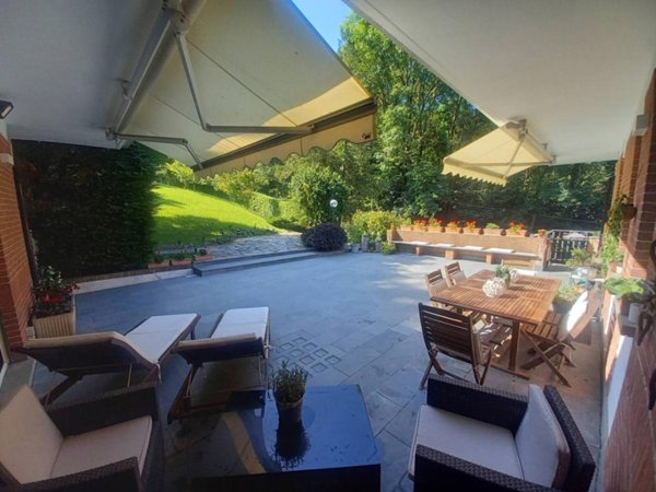 casa indipendente in vendita a Torino in zona Sassi