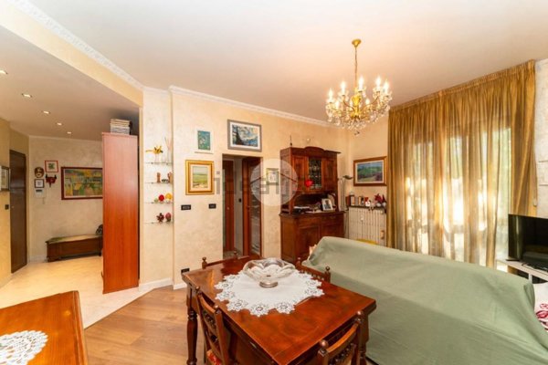 appartamento in vendita a Torino in zona Parella