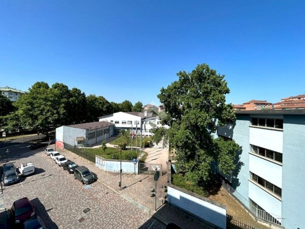 appartamento in vendita a Torino in zona Mirafiori Sud