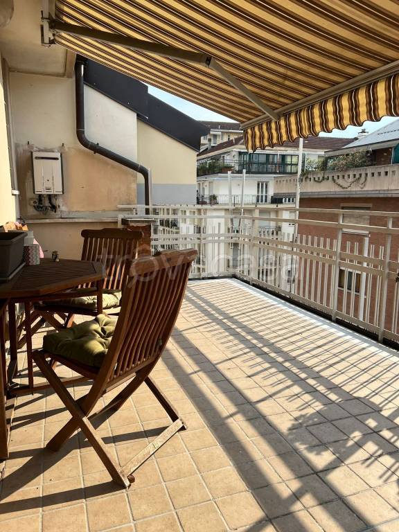appartamento in vendita a Torino in zona Cit Turin
