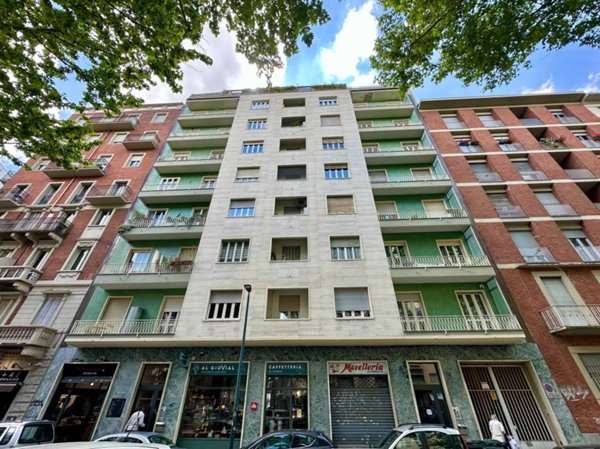 appartamento in vendita a Torino in zona Cenisia