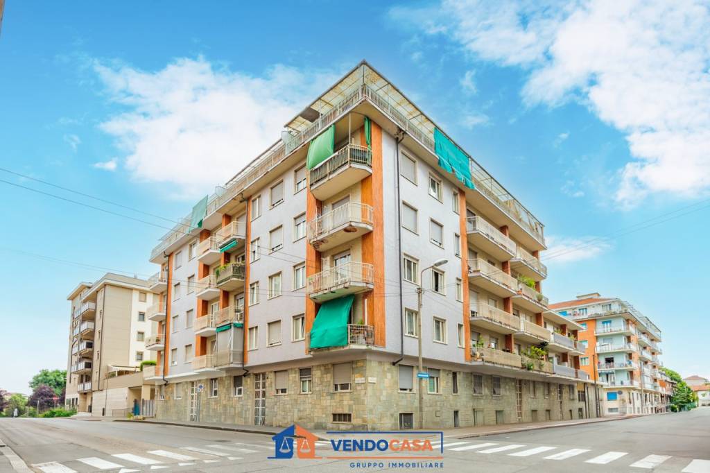 appartamento in vendita a Torino in zona Pozzo Strada