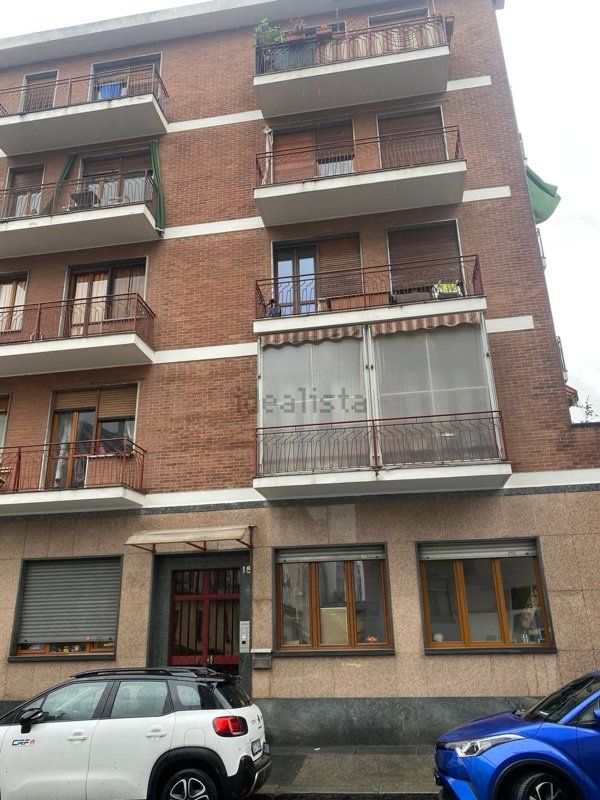 appartamento in vendita a Torino in zona Aurora
