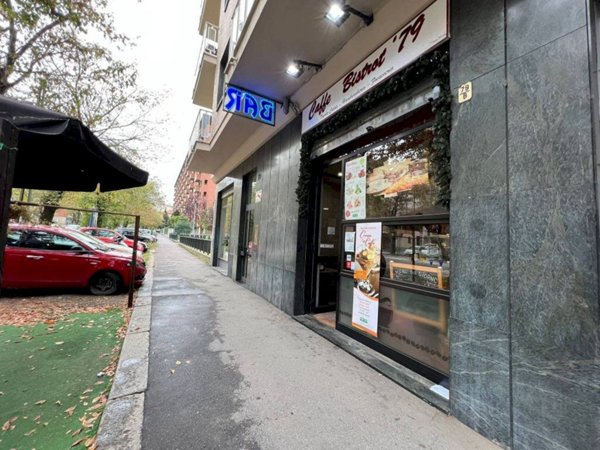 locale commerciale in vendita a Torino