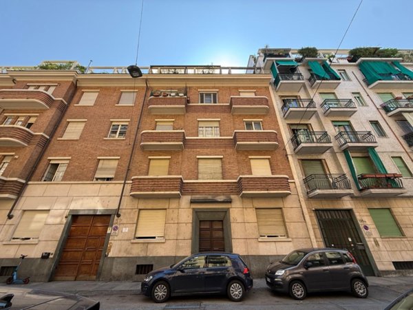 appartamento in vendita a Torino in zona San Salvario