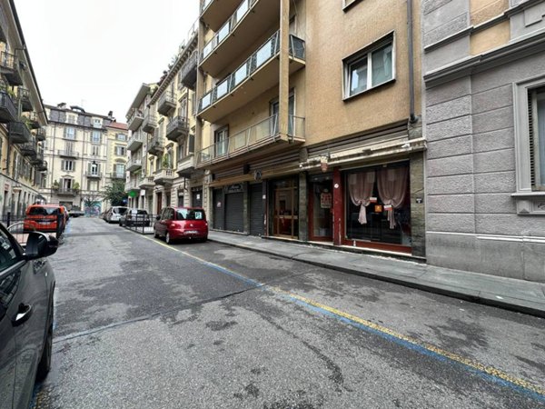 negozio in vendita a Torino in zona San Salvario