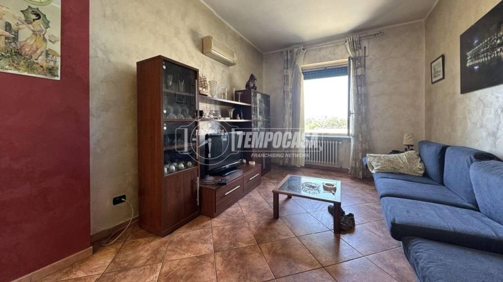 appartamento in vendita a Torino in zona Mirafiori Nord