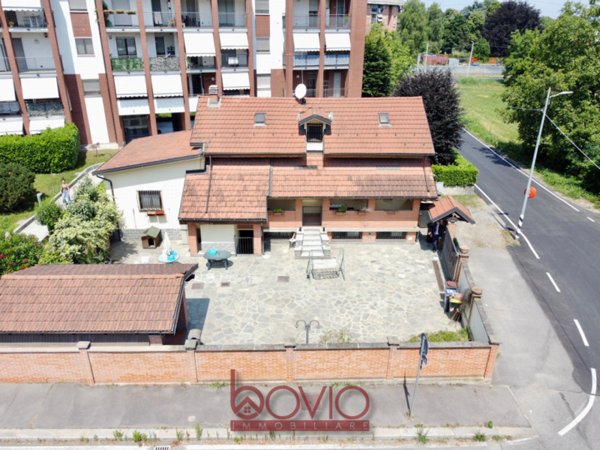 casa indipendente in vendita a Torino in zona Regio Parco