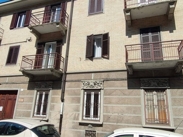 appartamento in vendita a Torino in zona Lingotto