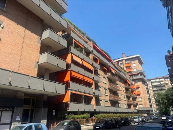 locale di sgombero in vendita a Torino in zona Pozzo Strada