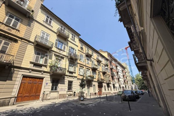 appartamento in vendita a Torino in zona San Salvario