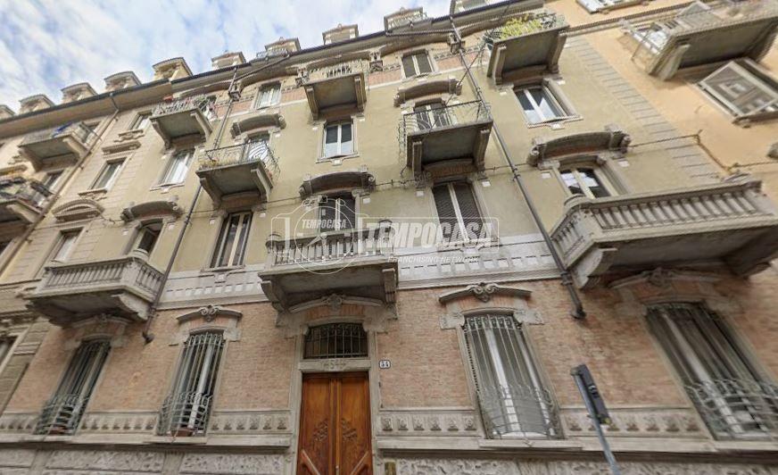 appartamento in vendita a Torino in zona Crocetta