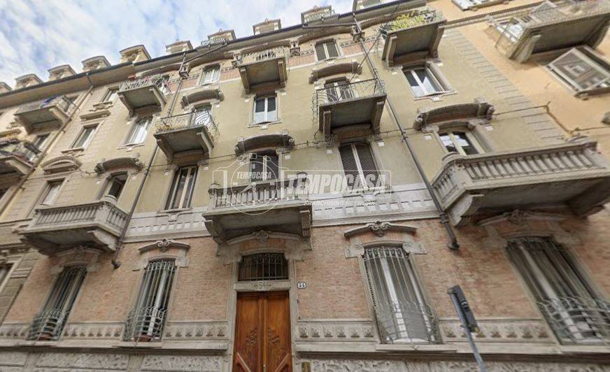 appartamento in vendita a Torino in zona Crocetta