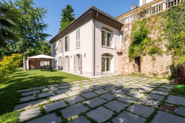 casa indipendente in vendita a Torino in zona Gran Madre