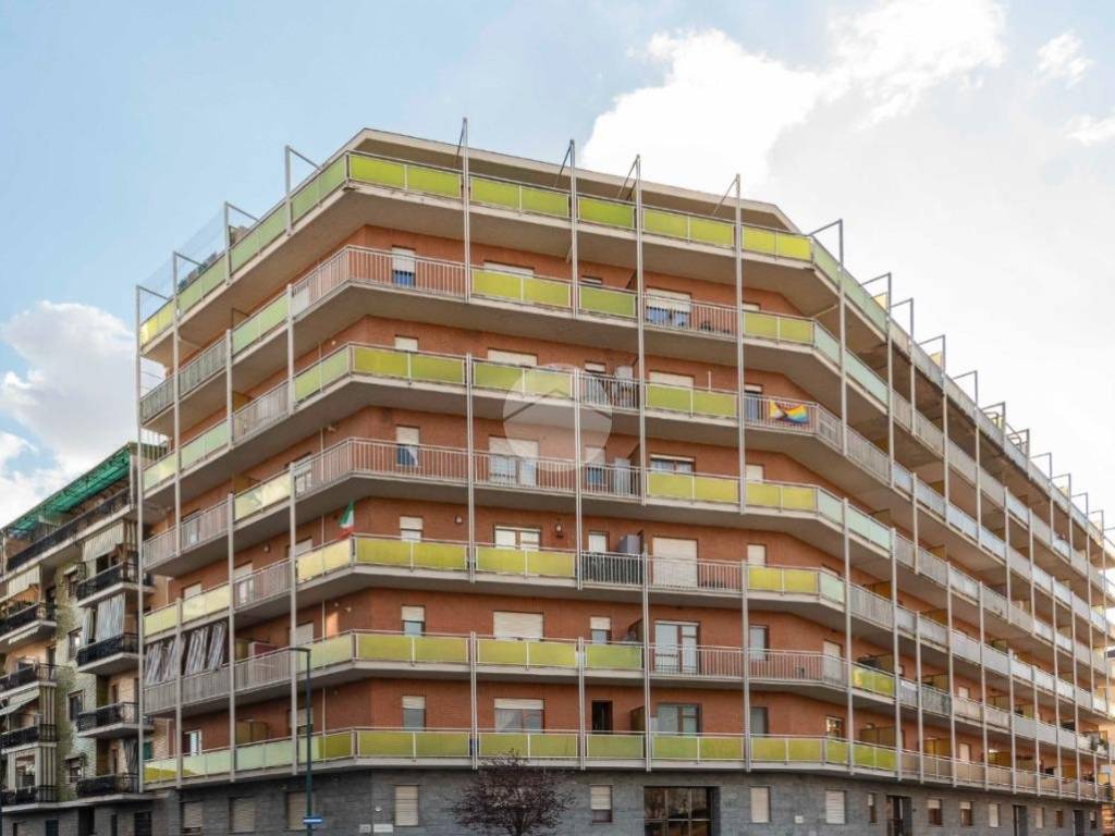 appartamento in vendita a Torino in zona Borgata Vittoria