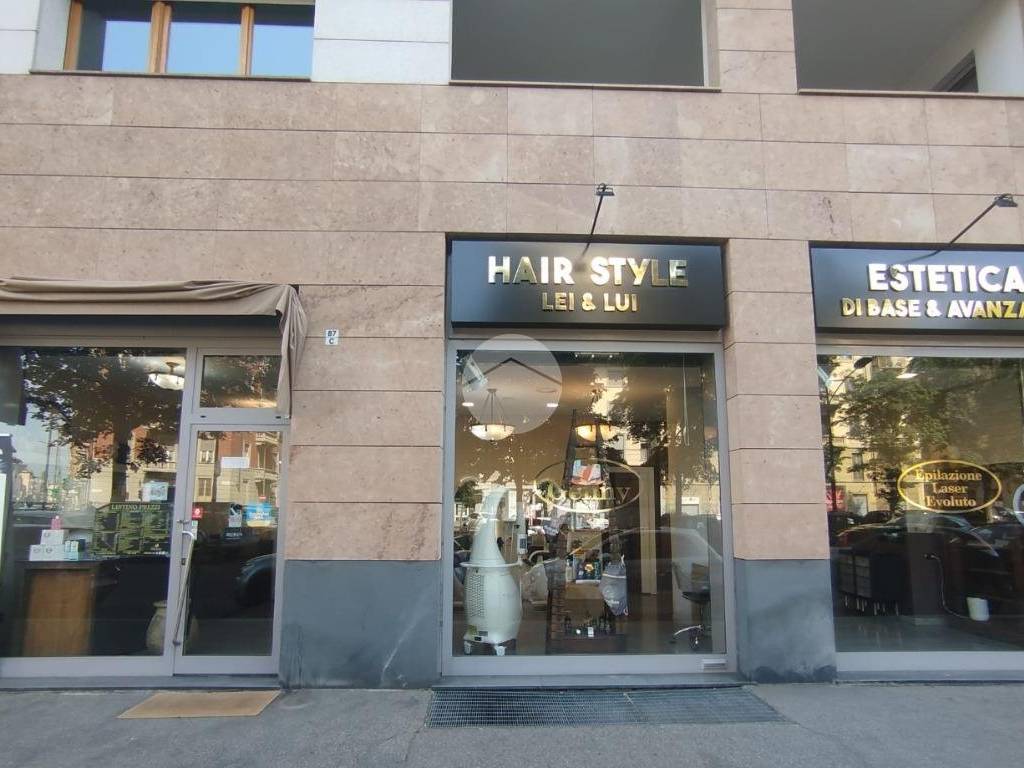 negozio in vendita a Torino in zona Borgo San Paolo