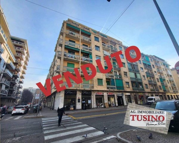 appartamento in vendita a Torino in zona Lingotto