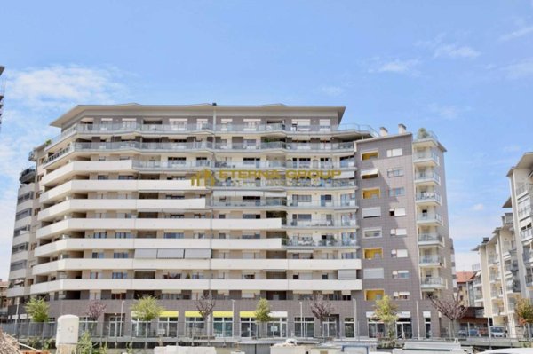 negozio in vendita a Torino in zona Borgo San Paolo
