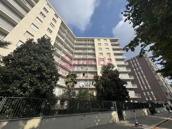 appartamento in vendita a Torino in zona Santa Rita