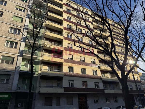 appartamento in vendita a Torino in zona Santa Rita