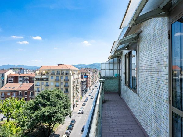 appartamento in vendita a Torino in zona Borgo San Paolo