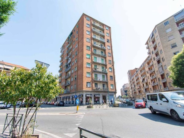appartamento in vendita a Torino in zona Borgata Vittoria