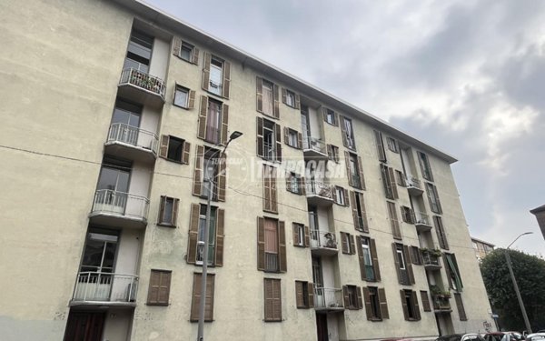 appartamento in vendita a Torino in zona Lingotto